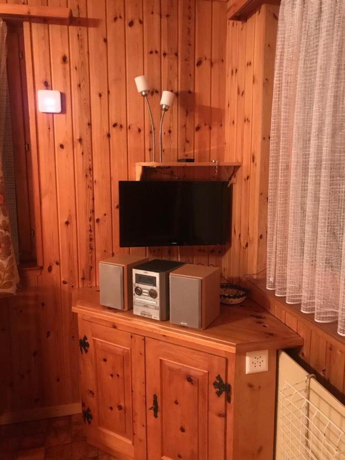 Ferienwohnung Im Chalet Boubou Wiler Buitenkant foto