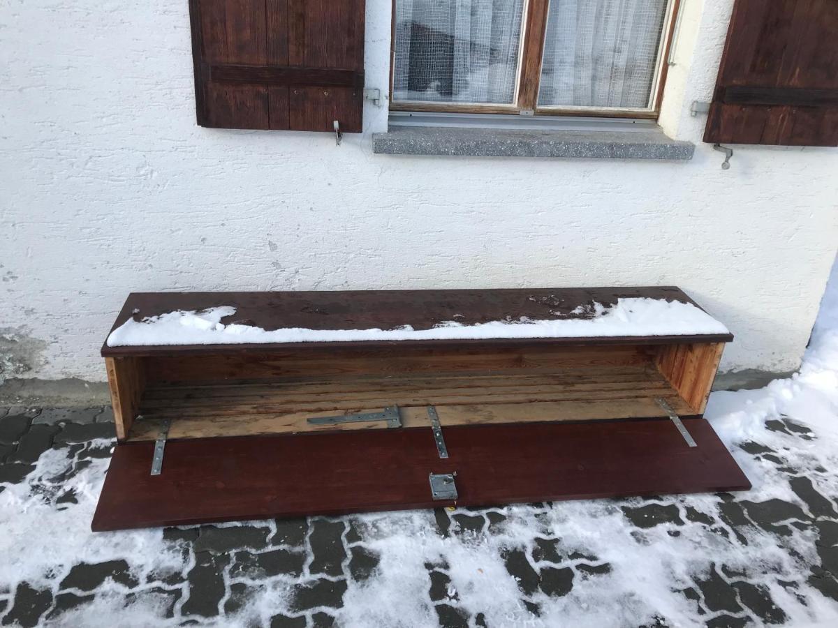 Ferienwohnung Im Chalet Boubou Wiler Buitenkant foto