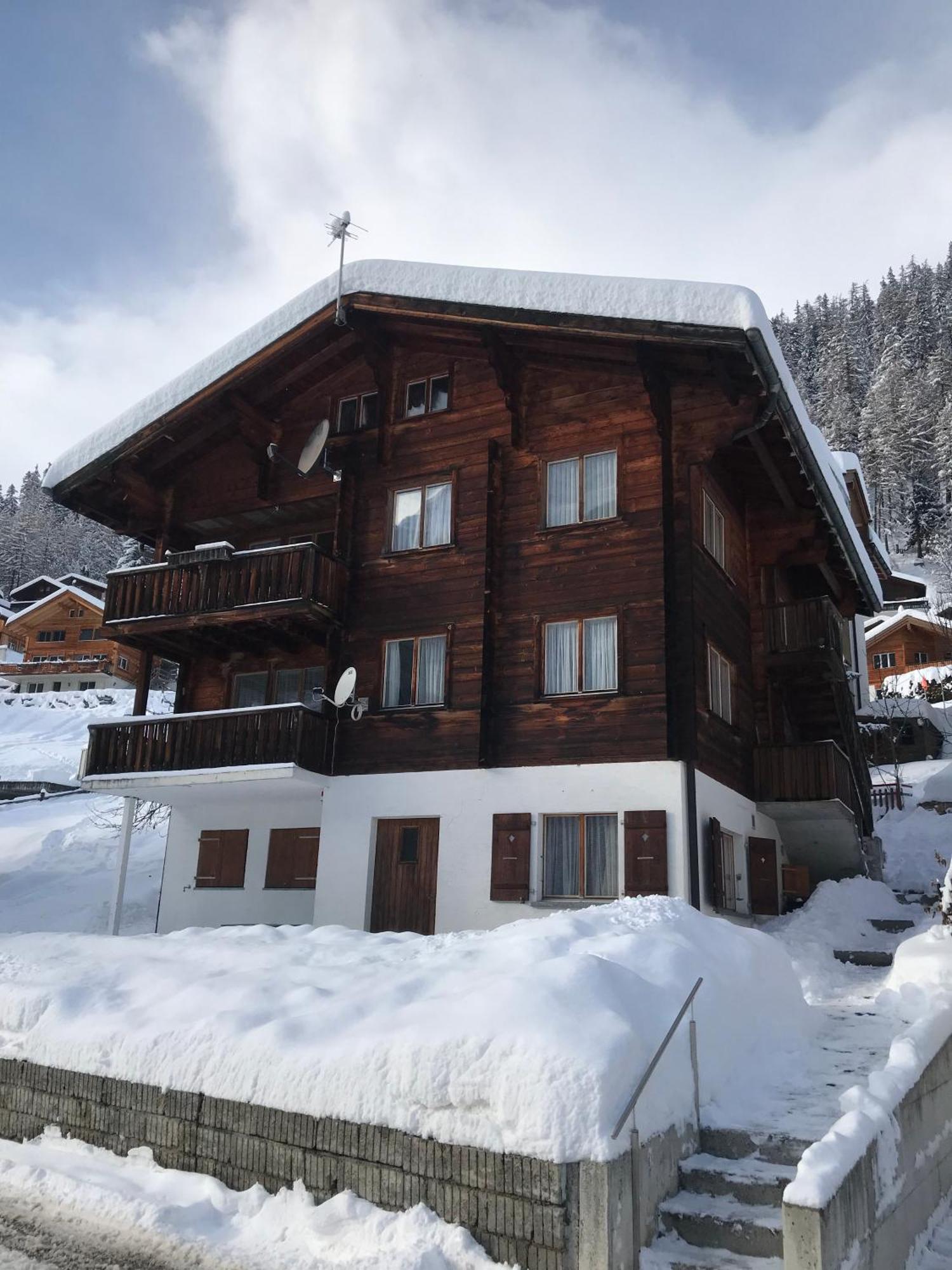 Ferienwohnung Im Chalet Boubou Wiler Buitenkant foto